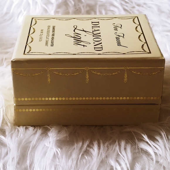 *NEW - SEALED IN BOX* Too Faced Canary Diamond Light Diamond Fire Highlighter - Picture 10 of 16